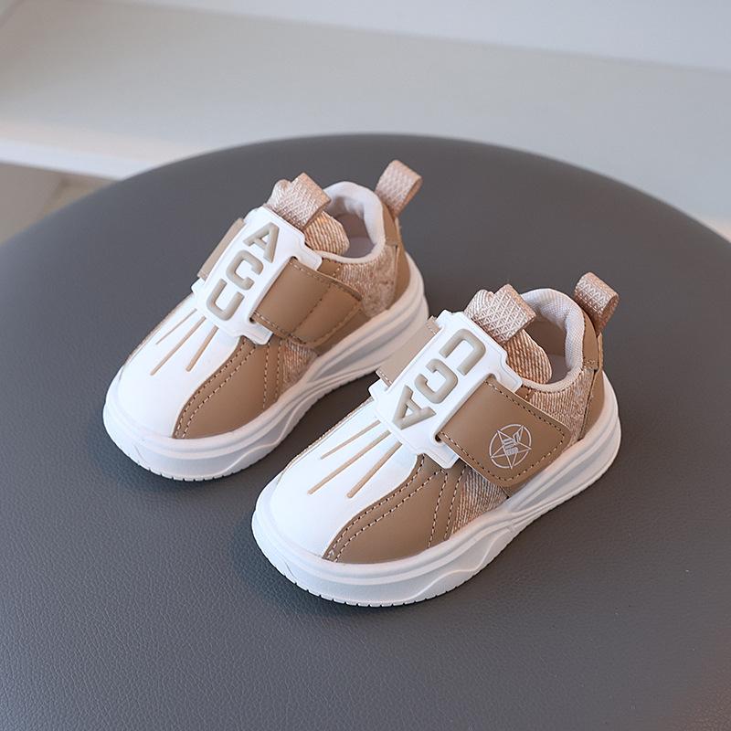 New autumn children's fashion sneakers, casual breathable soft-soled sports shoes, stylish versatile comfortable white shoes