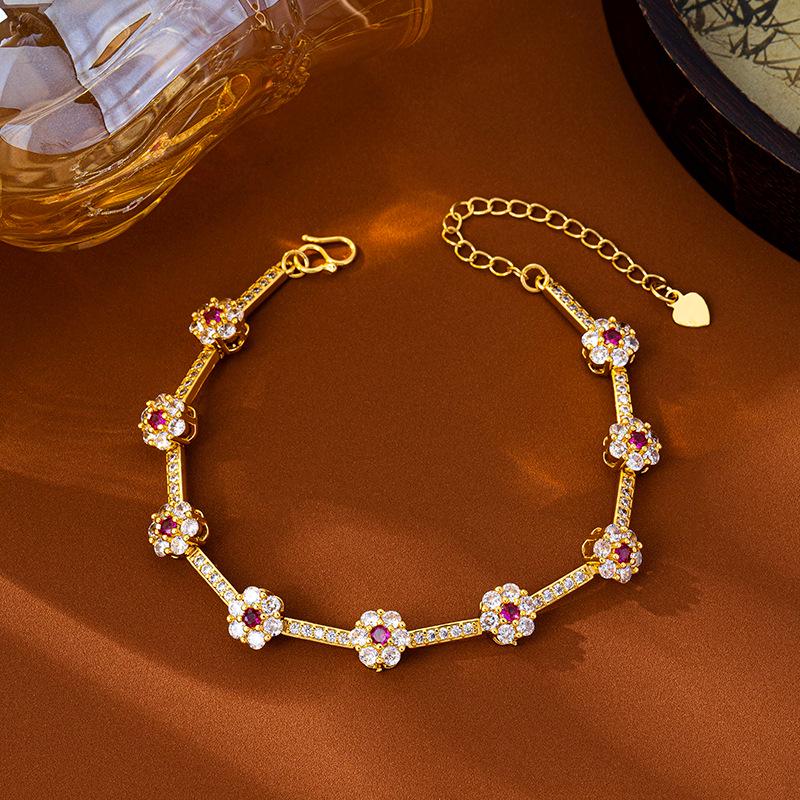 Luxurious Vietnamese Sand Gold Beaded Women's Diamond Flower Minimalist Bracelet