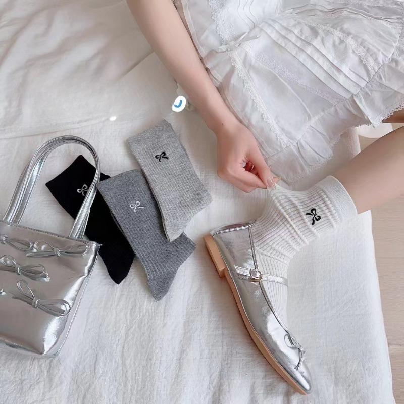 Cute and Versatile Postpartum Socks for Spring, Autumn and Winter, Sweat-absorbing Socks, Women's Mid-calf Socks