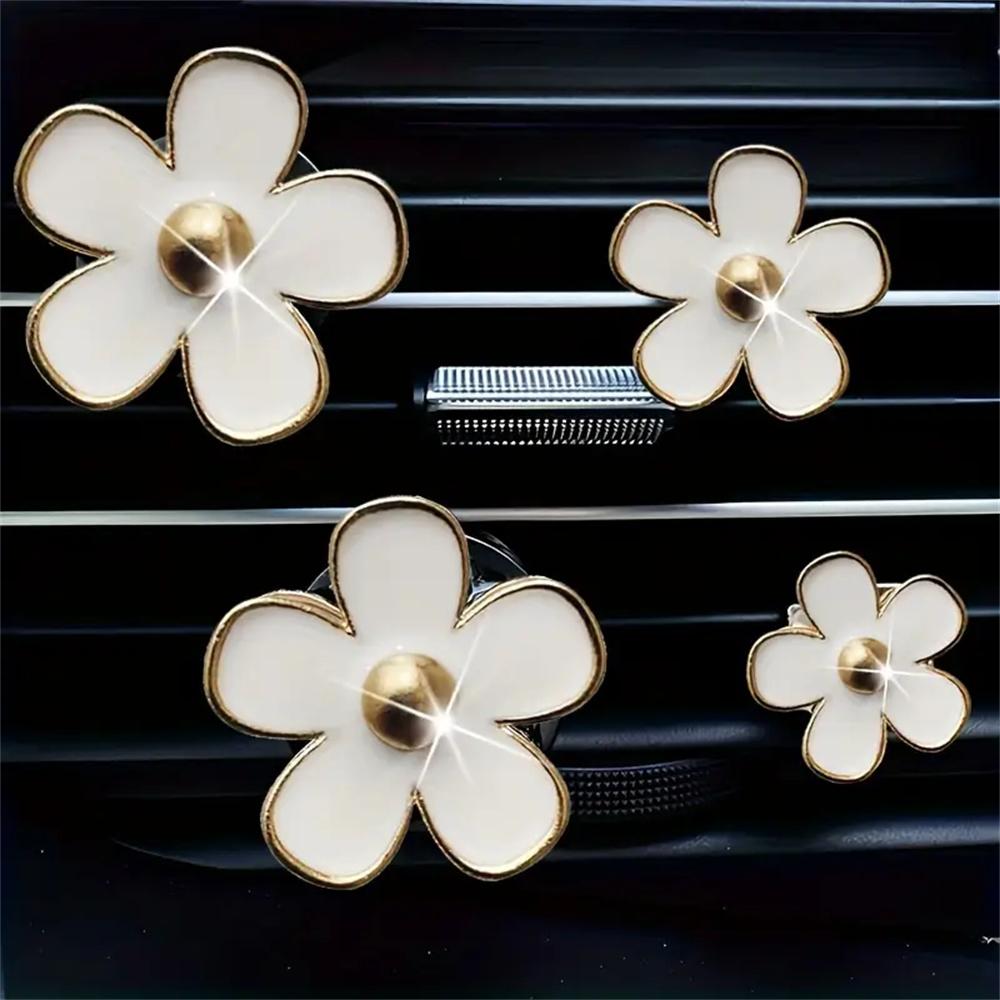 4-8pcs/set Small Car Air Outlet Perfume Decoration Clip Flower Daisy Design Car Interior Aromatherapy Fresheners Diffuser Access