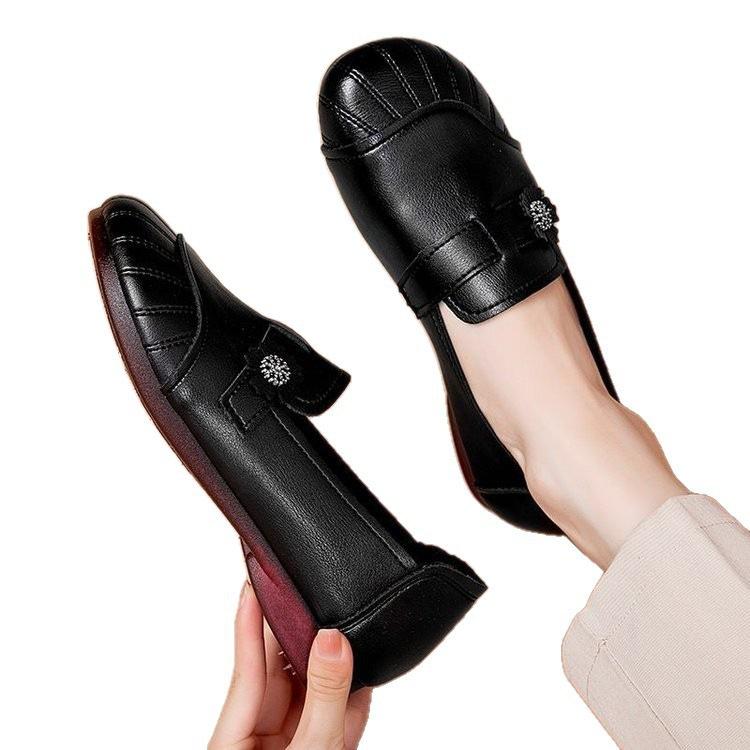 Dopamine Foreign Style Mother Shoes Soft Sole Comfortable Grandmother Shoes Middle-aged and Elderly One-pedal Single Shoes 2025 Round Head Single Shoe