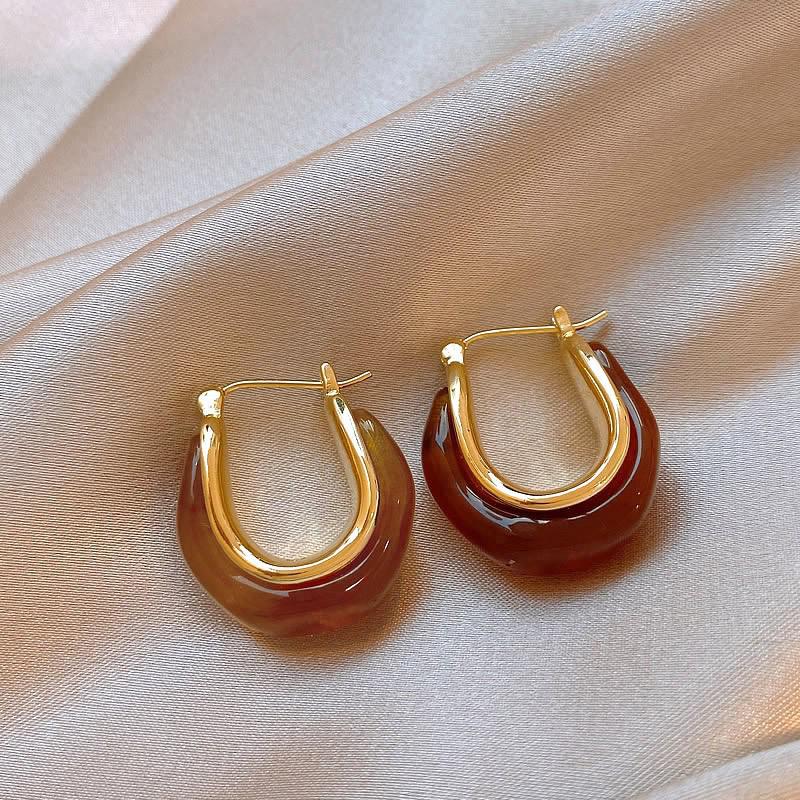 Maillard Coffee Retro Heart Hong Kong Style Versatile Stud Earrings - Niche Fashion Design