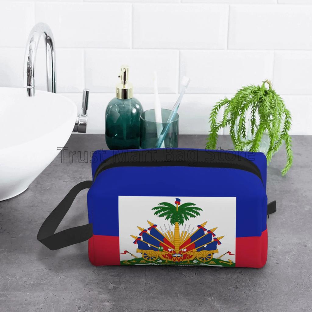 Haitian Flag Print Makeup Bag Cosmetic Bag for Women Large Capacity Make Up Organizer Portable Travel Toiletry Bags Accessories