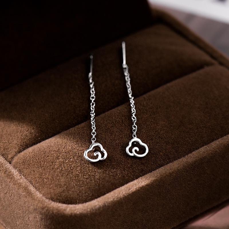 

Banyan Tree S925 Silver Auspicious Cloud Tassel Earrings - Elegant Women s Long Style for a Slimmer Face 925 Sterling Silver