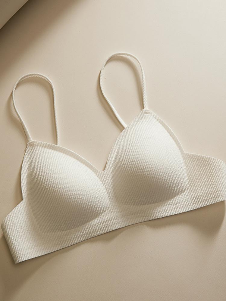Traceless underwear women's small breasts gather, the triangular cup shows a large collection of secondary breasts, anti-sagging and upper support