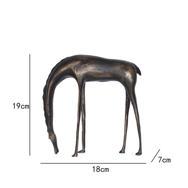 Metal Horse Simulated Animal Abstract Animal Sculpture Decorative Figurines Metal Artifact Home Decoration Accessories