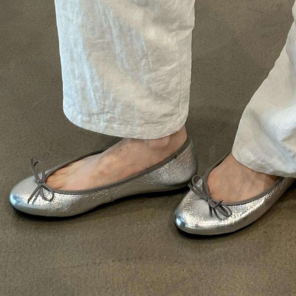 Leather retro gentle wind bow ballet shoes French silver round head flat bottom light mouth single shoes soft sole grandma shoes