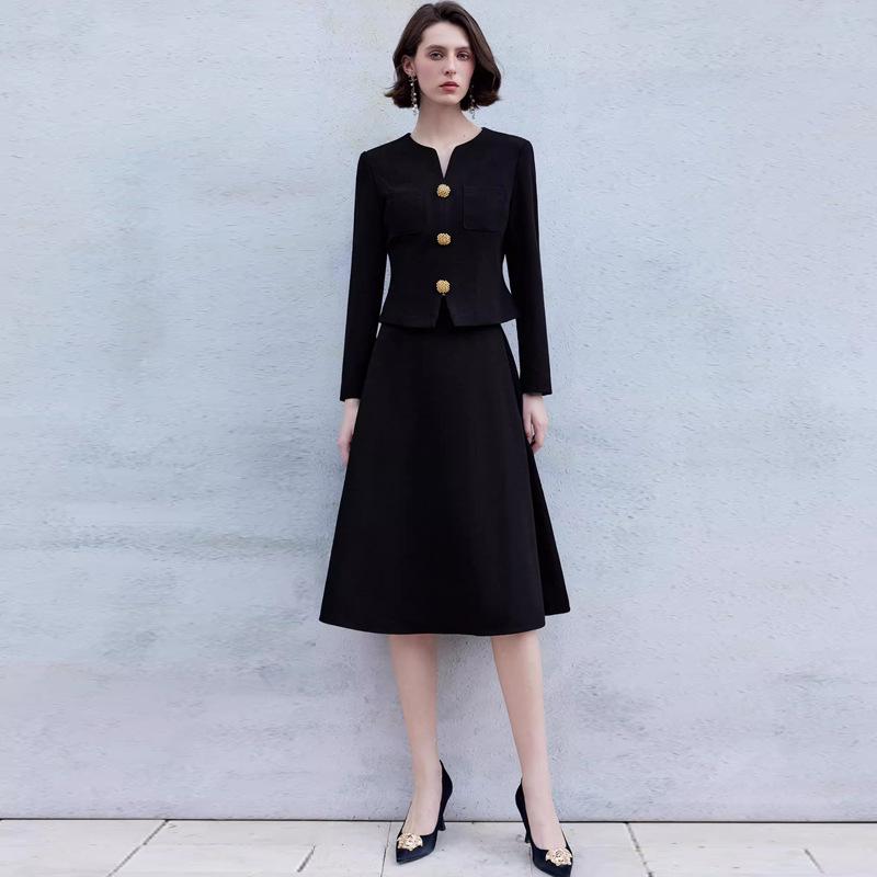 

Elegant Black V-Neck Two-Piece Waist-Slimming Skirt Set for Women - Little Fragrance Style Extra Large