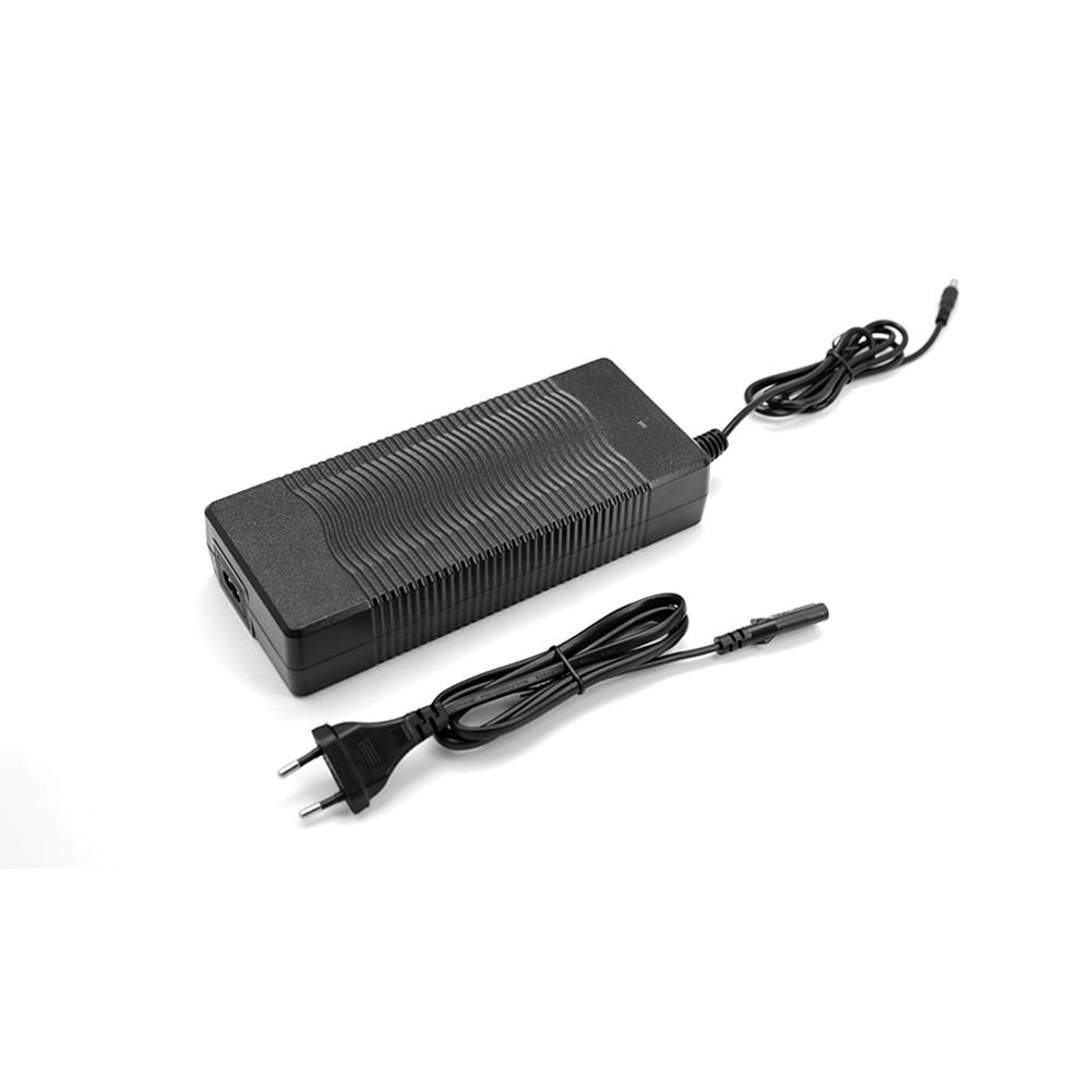 EMOKO EC27 20Ah Battery,comes Standard with a 3A Charger; IF Paired with a 48V 500W Motor,it Offers a Range of Up To 90km.