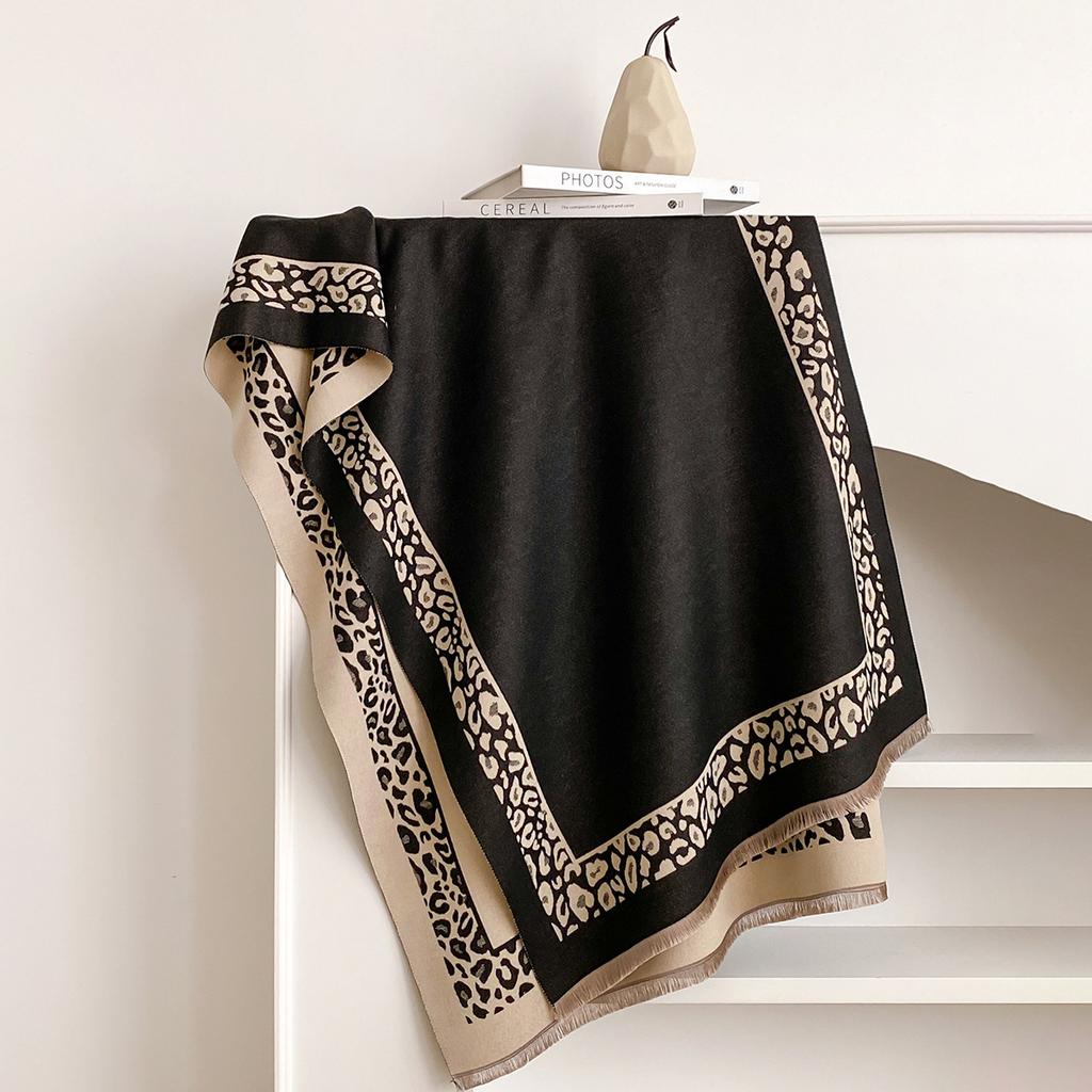Leopard Print Jacquard Imitation Cashmere Scarf Women'S Short Fringed High-End Shawl