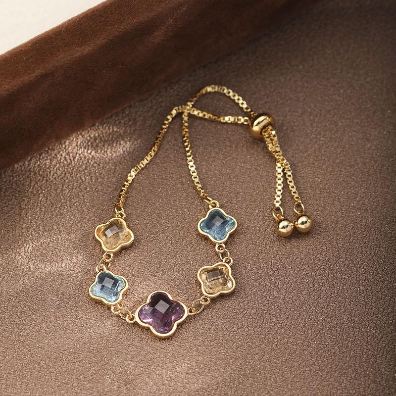 Elegant Geometric Crystal Bracelet Women 18K Gold Plated Copper With Glass Crystals Clover Shape Lightweight Luxury Daily