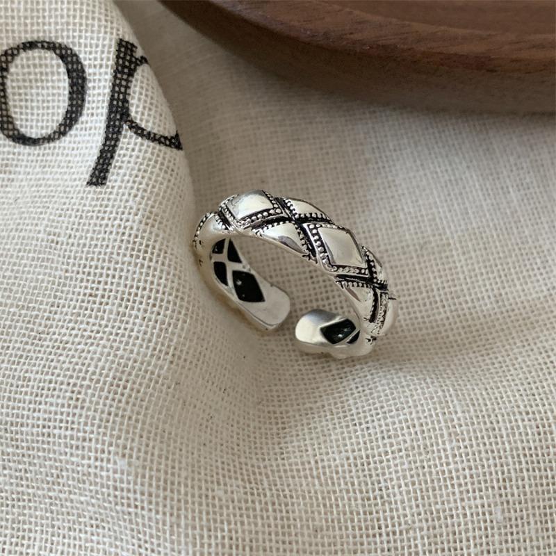 925 Sterling Silver Retro Plain Silver Ring for Women Does Not Fade, Light Luxury, High-end Sense, Versatile Opening Fashion Personality Ring