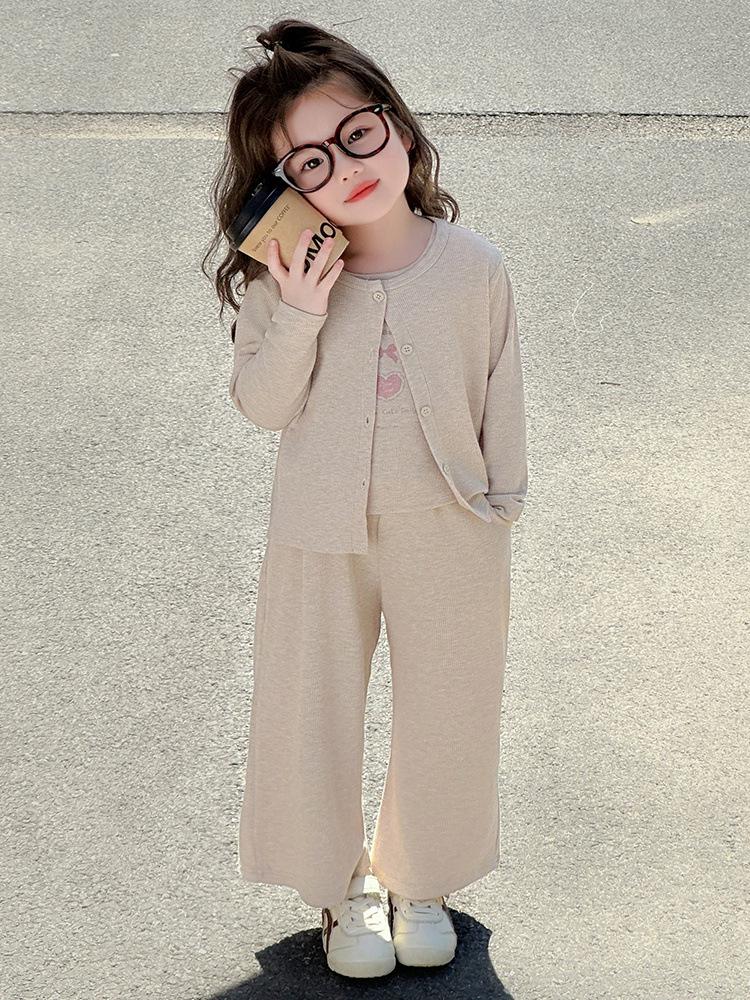 2025 Autumn Girls' Korean Style Three-Piece Set: Teddy Bear Cardigan, Knitted Sweater Vest, and Wide-Leg Pants