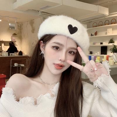 White Hat Love Bud 2025 New Plush Beret Autumn and Winter Knitting Painter Octagonal Hat