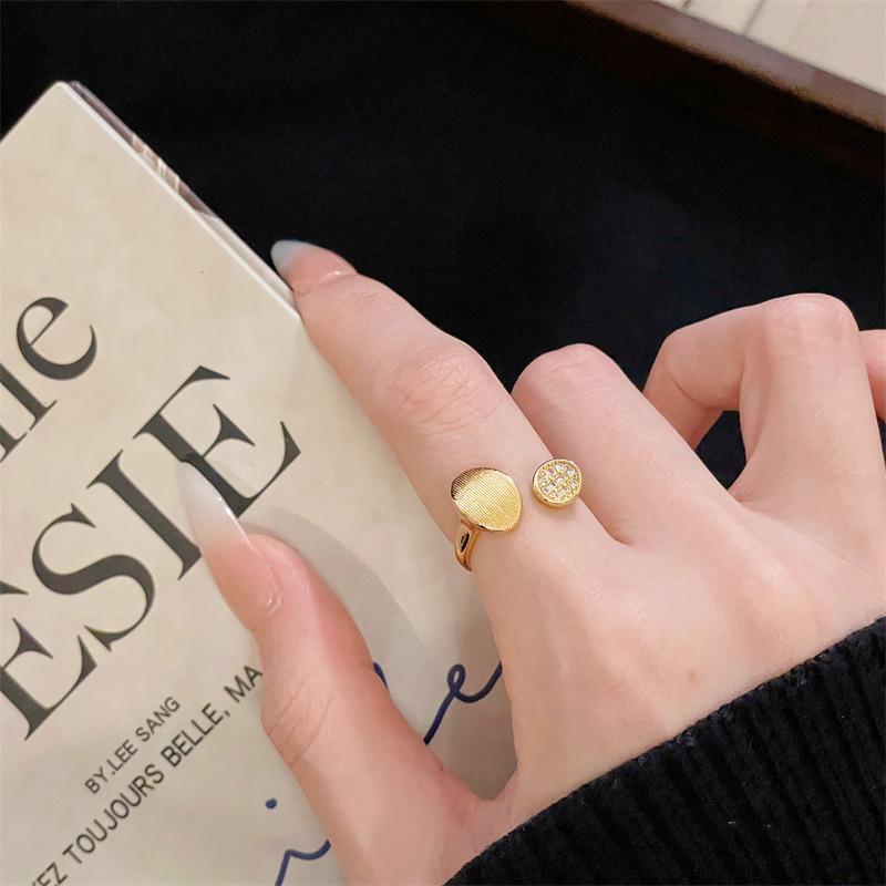 Noble And Simple Medieval Brushed Open Ring Light Luxury High Sense Retro Fashion Diamond Set Niche Design Ring Woman