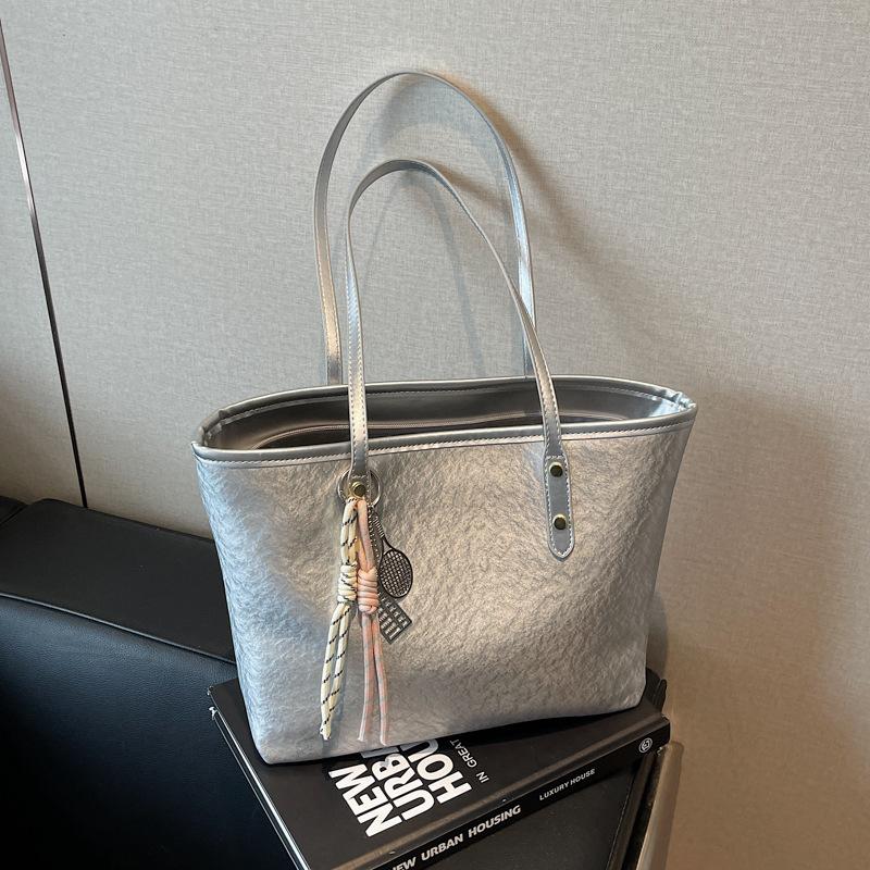 Fashion and Leisure Large-capacity Tote Bag Women's New Simple and Versatile Shoulder Bag High-end Underarm Bag