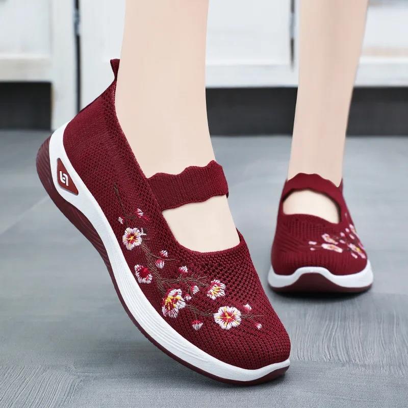 Sneakers Non-slipSoft Sole Mom  Summer Breathable Mesh Embroidery Casual Shoes for Women Comfort Lightweight Flat Sneakers Women