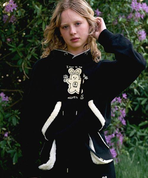 

[USED] KIRSH Current Edition Witty Bunny Graphic Hoodie