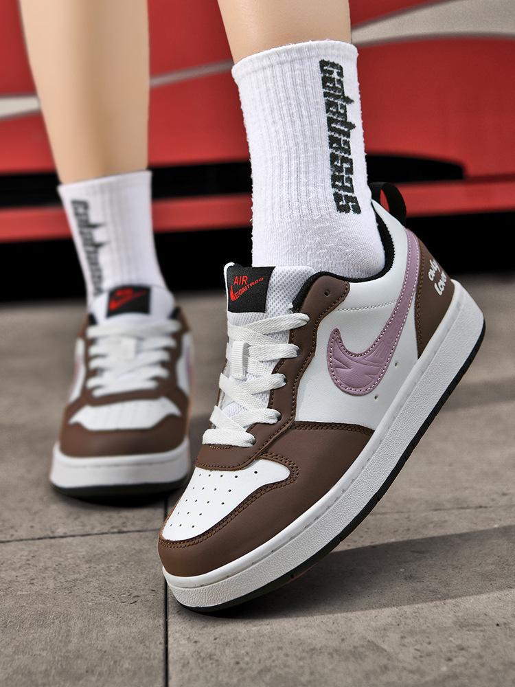 Pánske a dámske nízke tenisky: AJ Dunk SB, AJ1, Air Force One vo pšeničnej farbe