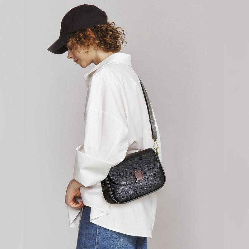 Small Bag Leather New Small Square Bag, Daily Matching Women's Bag Retro Cowhide Shoulder Messenger Bag