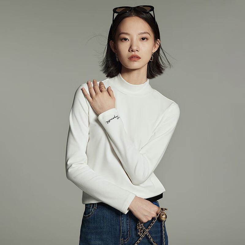 Chuyu Women's Warm Embroidered Semi-High Collar Base Layer T-Shirt