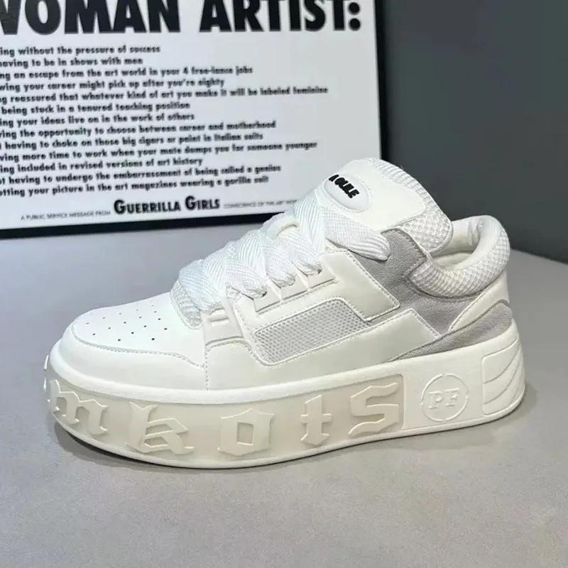 Luxury 2024 Latest Sexual Comfortable Casual Board Shoes Spring and Autumn Men's Lightweight Running and Sports Shoes