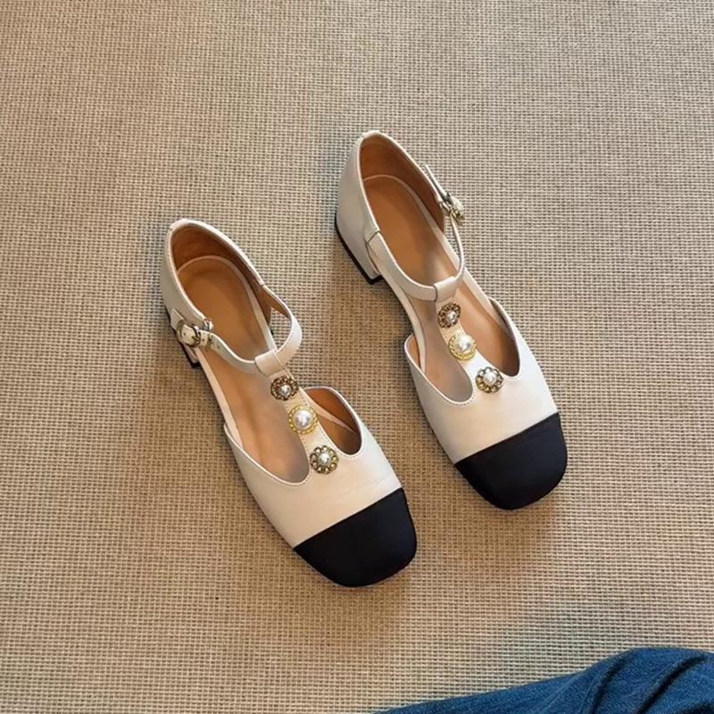 

Inner height increase small fragrant wind bag head sandals women s 2025 new color matching muller shoes French pearl single shoes 40