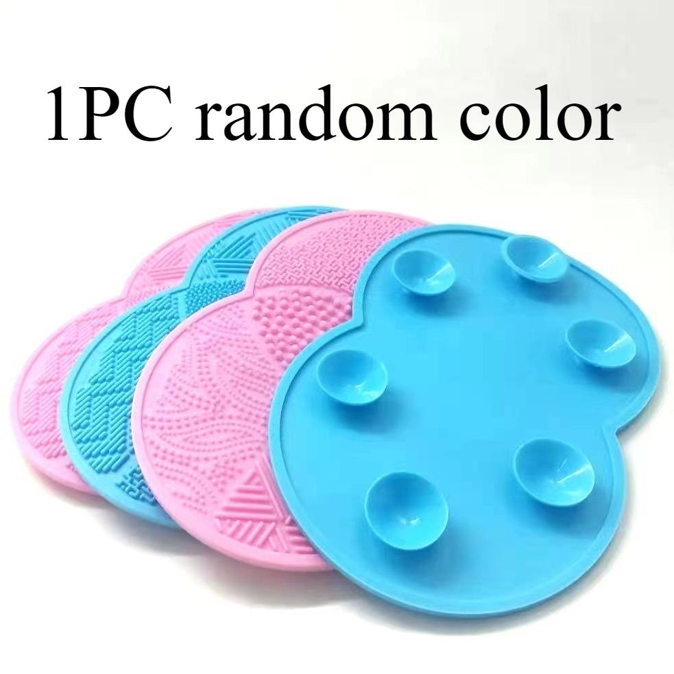 

Portable Efficient Makeup Brush Cleaning Mat with Suction Cups, Low-Allergen Double-Sided Round Pad, Reusable Brush Cleaner Pad