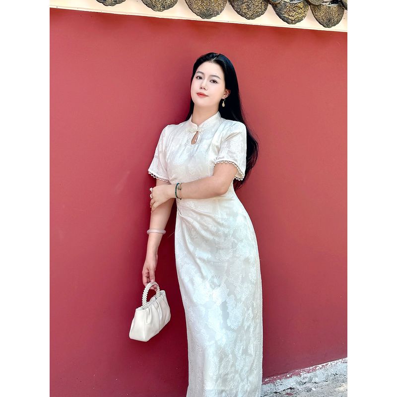 Encounter the New Plus-Size Chinese-Style Engagement Improved Qipao Dress for Women, Designed for the Summer, with a Retro and Elegant Vibe