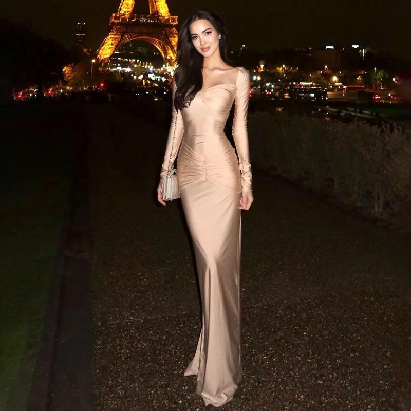 Damen champagnerfarbenes Satin-Maxi-Abendkleid mit langen Ärmeln, quadratischem Ausschnitt und Raffung