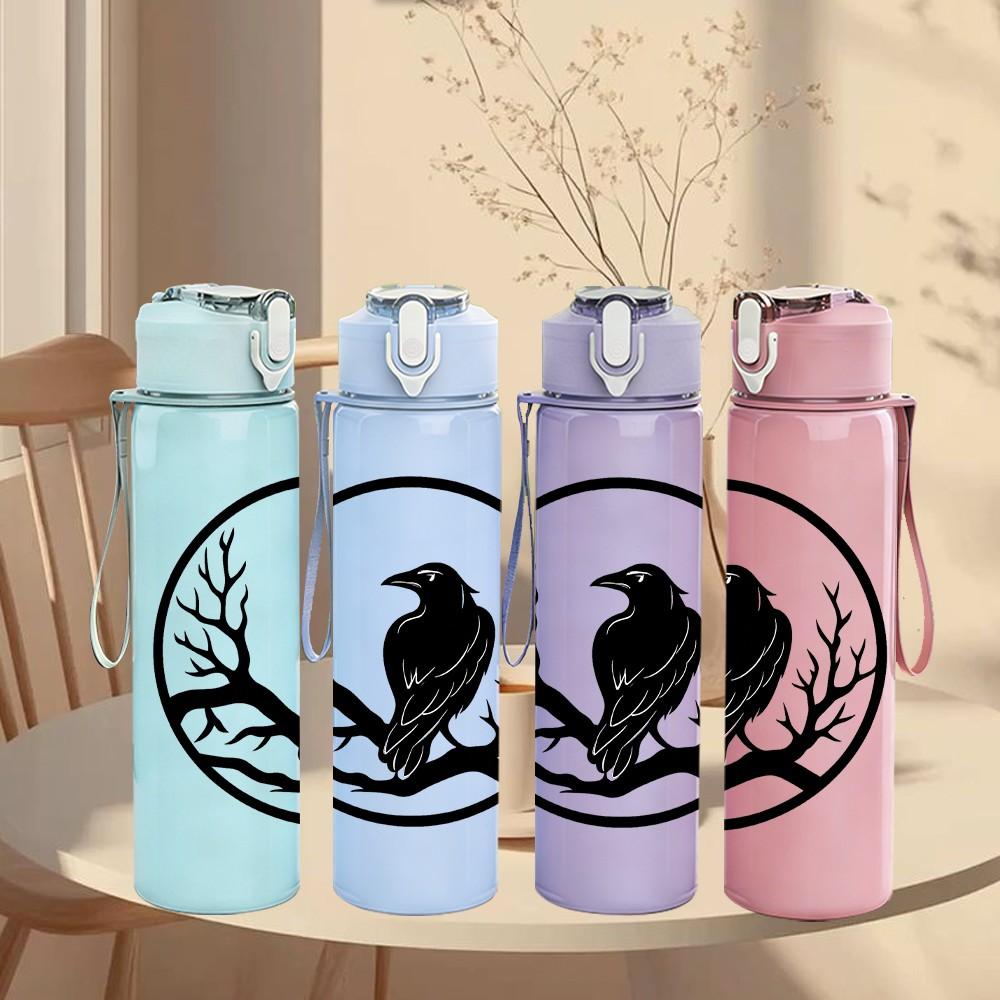 1PC Crow Branch Circle Art 750ml Color Plastic Sports Water Bottle Leakproof Flip Straw Lid Suitable for Sports Office Home Use