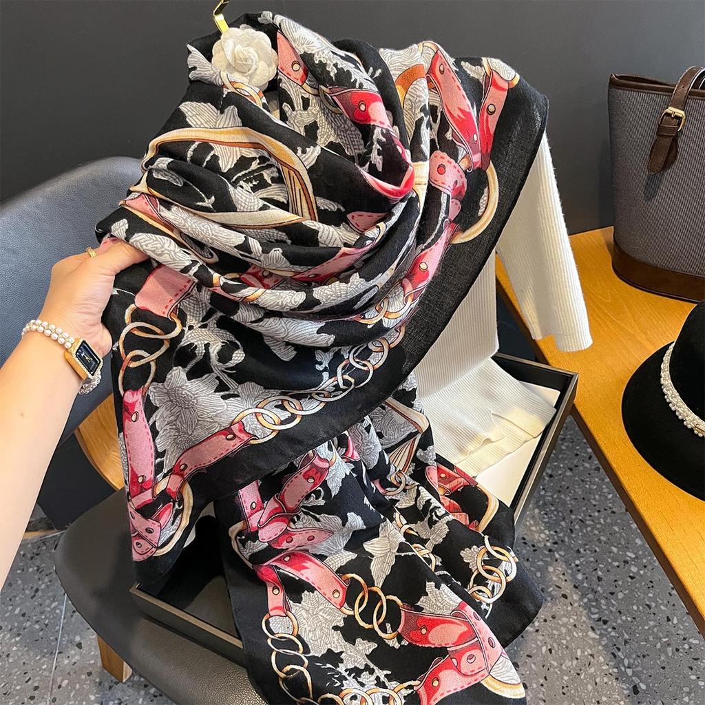 Korean Version of New Chain Age-reducing Printed Scarf Gauze Scarf Sun Protection Thin Air Conditioning Warm Big Shawl Travel Beach Towel