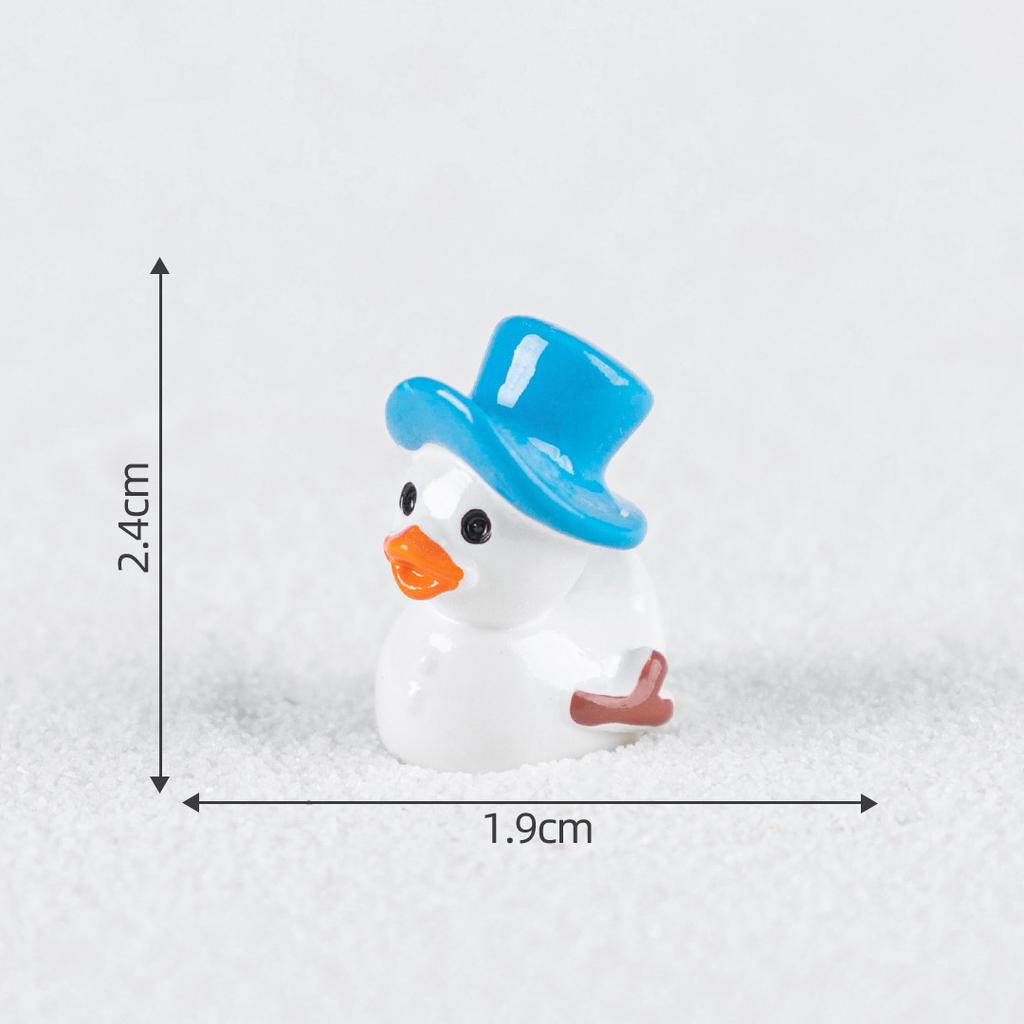 Micro Landscape Accessory High Quality Little Yellow Duck Figurine Snow Scenery Decoration Resin Christmas Miniature Ornament