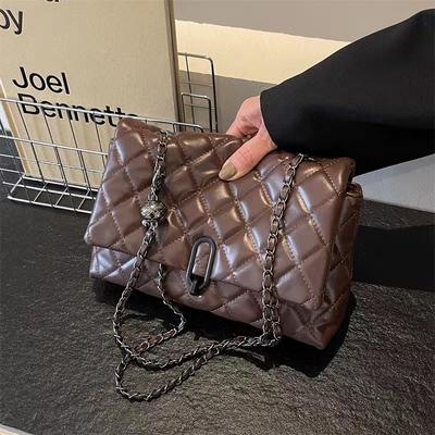Business Commuting Xiaoxiangfeng Rhombus Embroidered Thread Bag Women'S Chain Bag Niche Popular Single Shoulder Messenger Bag This Year