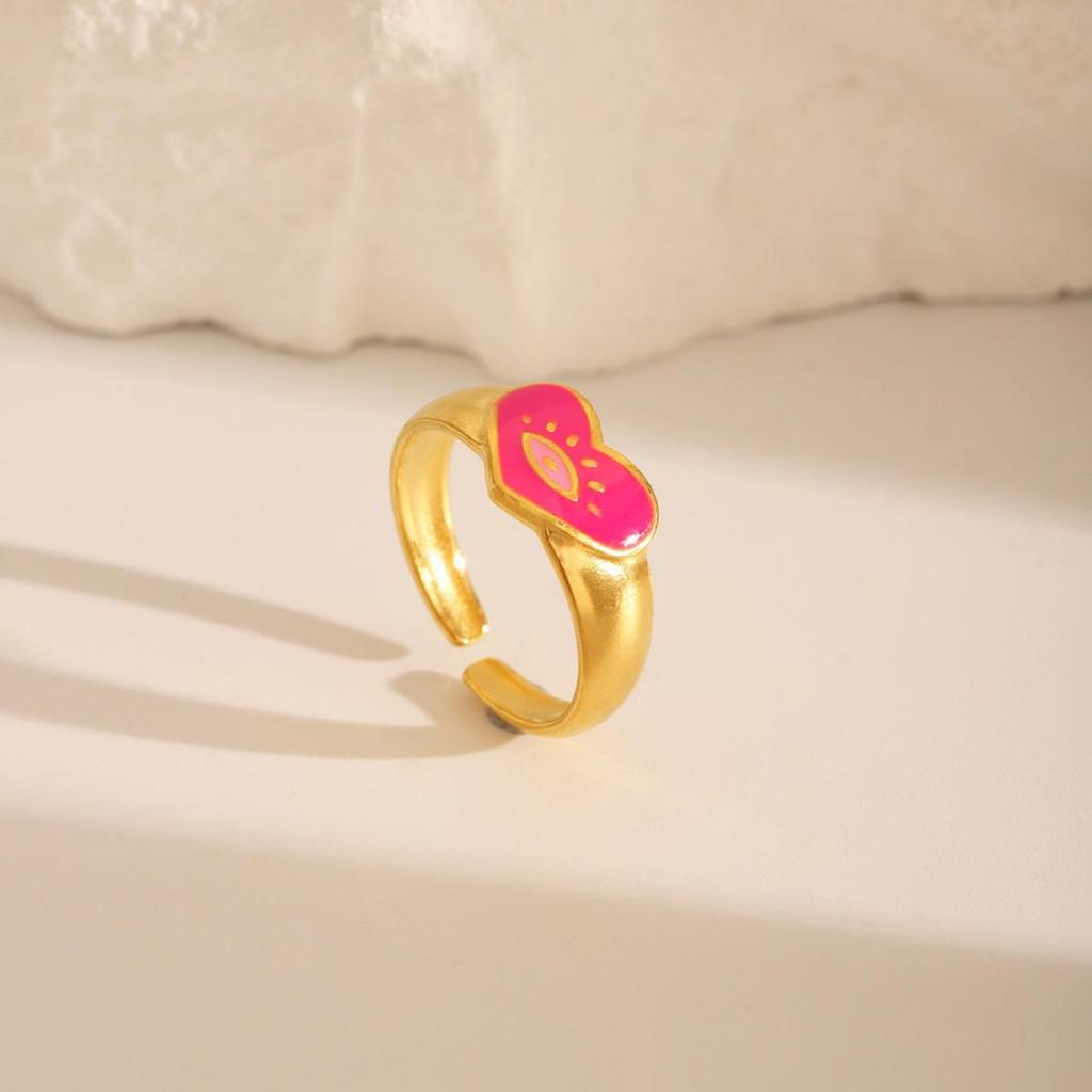 Gold-Plated Stainless Steel Flower Ring for Women - Non-Fading, Light Luxury, Exclusively Designed.