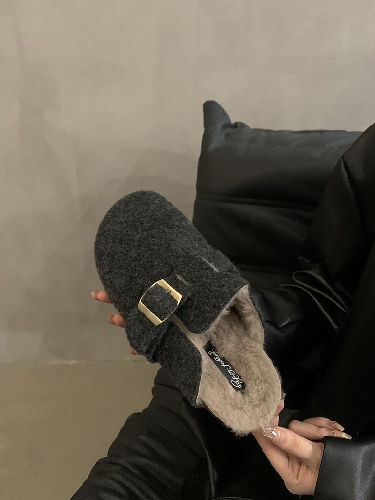 Thick-soled Fluffy Slippers Women's Winter Wear 2025 Mori Series Retro Boken Shoes Women's Velvet Lazy One-pedal Cotton Slippers