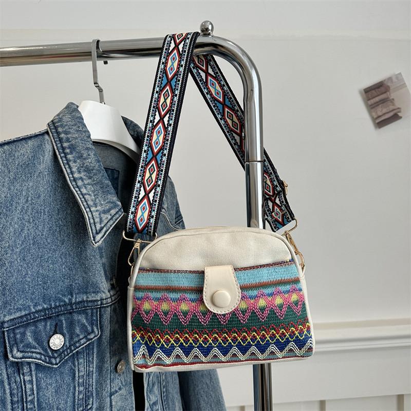 Ethnic Style Fashion Shoulder Bag 2024 Spring New Simple Large Retro Single Shoulder Slant Small Square Bag Blue