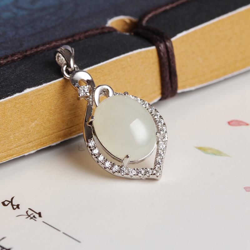 

Ancient Style White Hetian Jade Pendant Necklace with 925 Sterling Silver for Women 925 Sterling Silver
