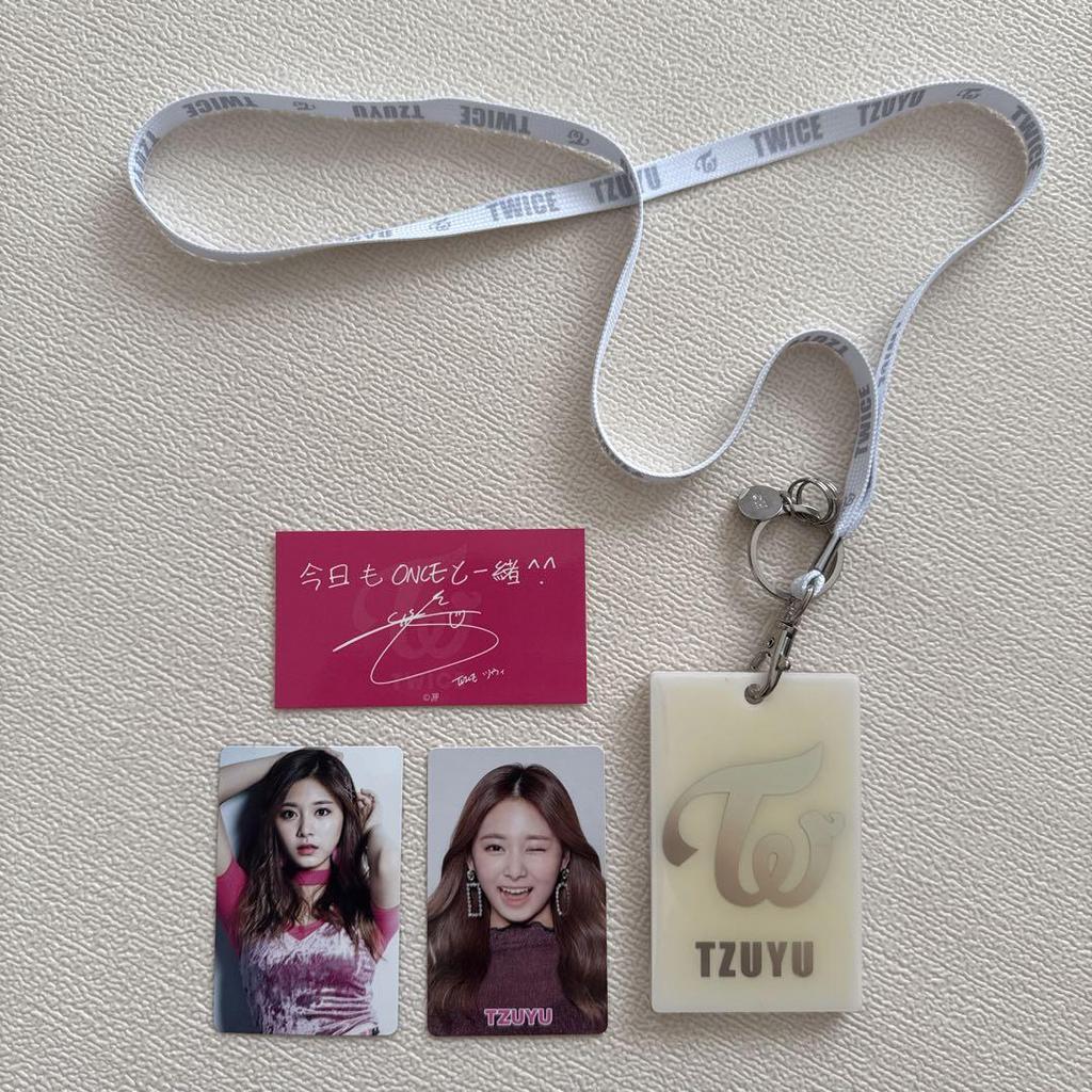 [USED] TWICE TZUYU IC Card Case with Photo Card