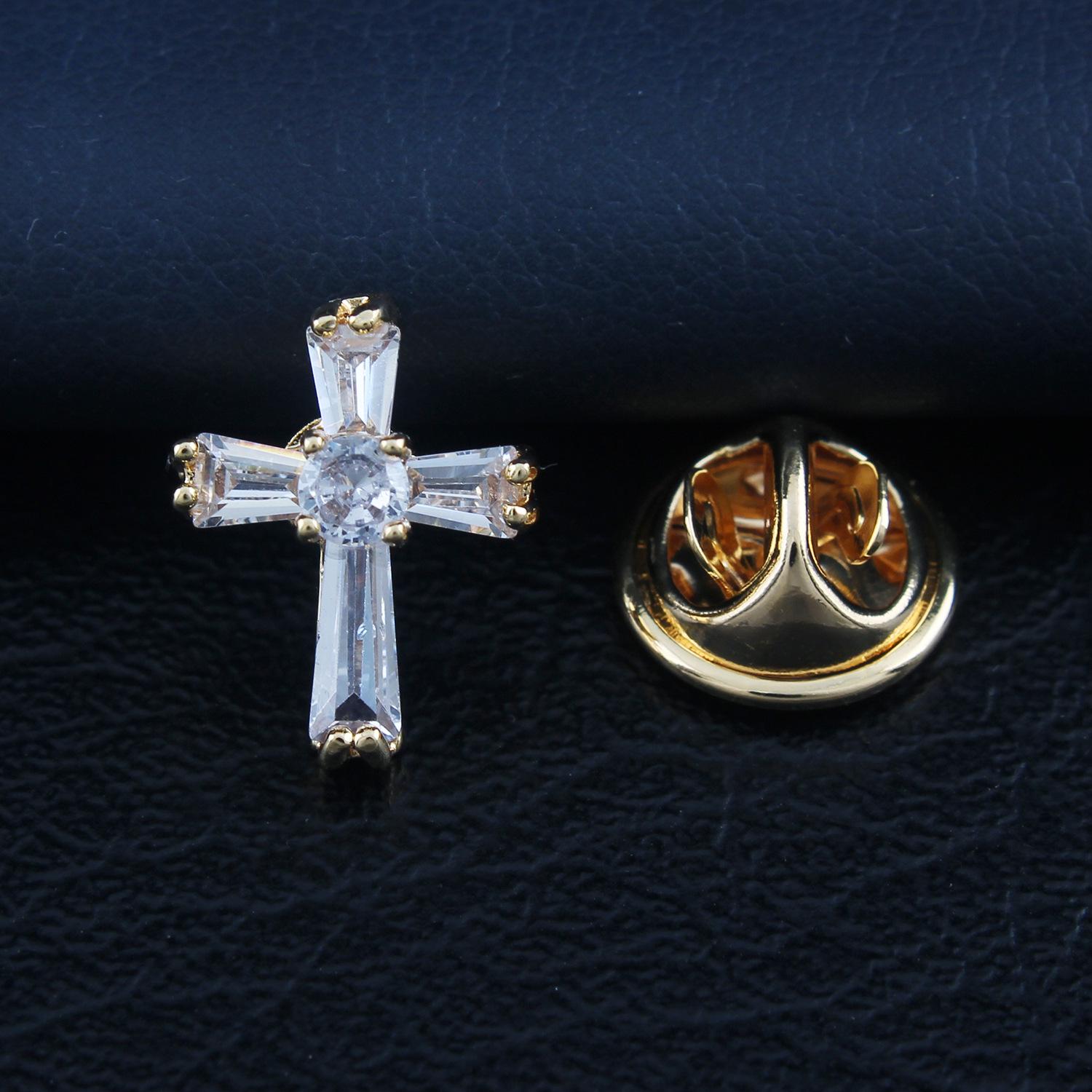 Элегантная женская брошь-бант с микро-инкрустацией цирконами – Аксессуар против вырезов