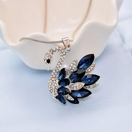 Elegant Cross-Border Sweater Chain: Luxury Women's Long Necklace - Versatile, Chic Autumn/Winter Accessory