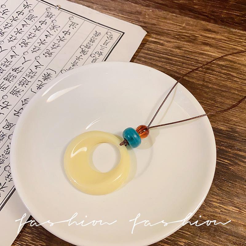 Colier Etnic Stil Ghioc de Stejar: Accesoriu de îmbrăcăminte unisex din bumbac și in țesut manual