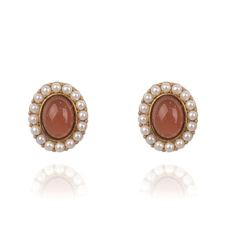 

AUGUST ALICE Antique Bold Vintage Ember Pearl Earrings one