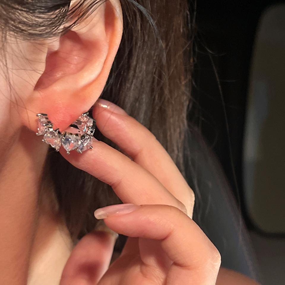 ZAKOL Изысканные серьги-кольца в форме прозрачного сердца из кубического циркония, новые трендовые, с посеребрением, свадебные аксессуары для ушей