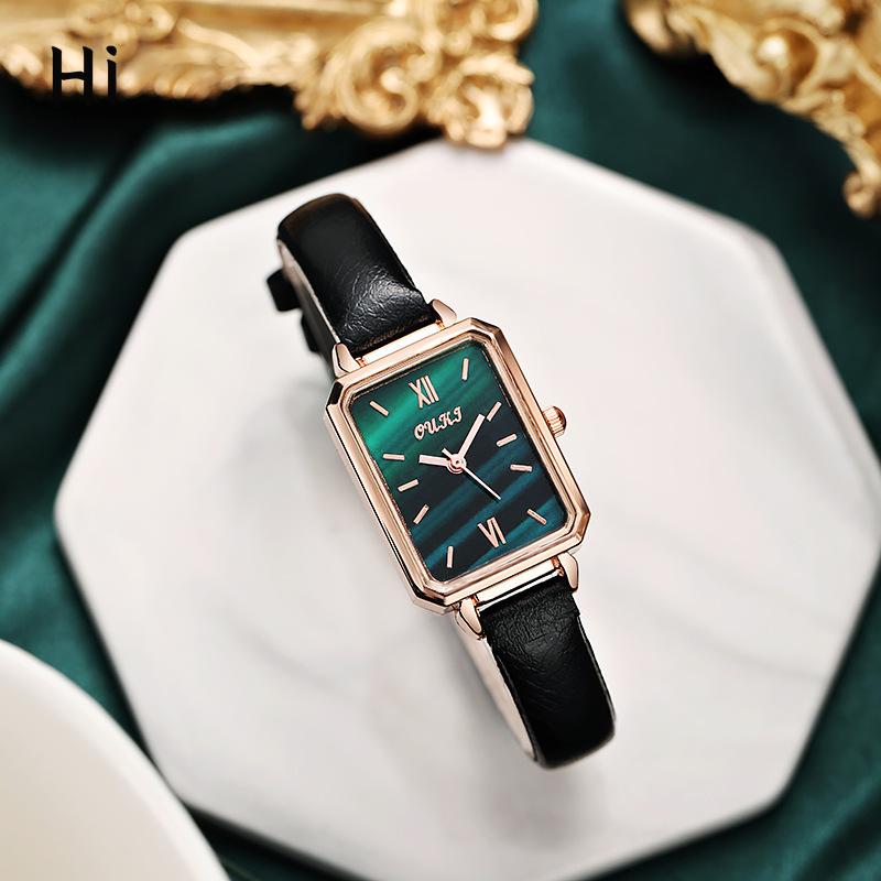 

Маленькие зеленые часы Интернет знаменитости дренаж Маленькие квадратные часы, женские часы, ретро мода кварцевые женские часы