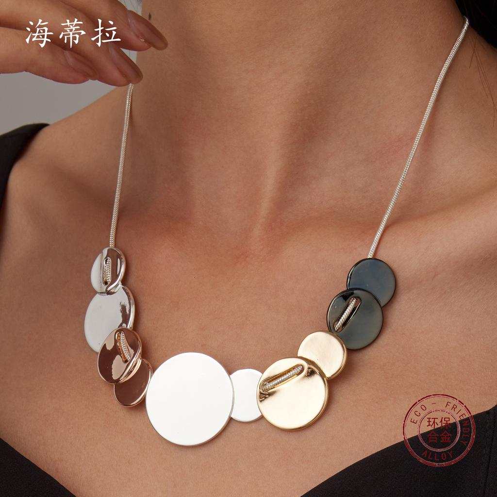 New Smooth Geometric Disc Alloy Necklace, Large and Small Disc Combination High-end Women's Versatile Neck Chain