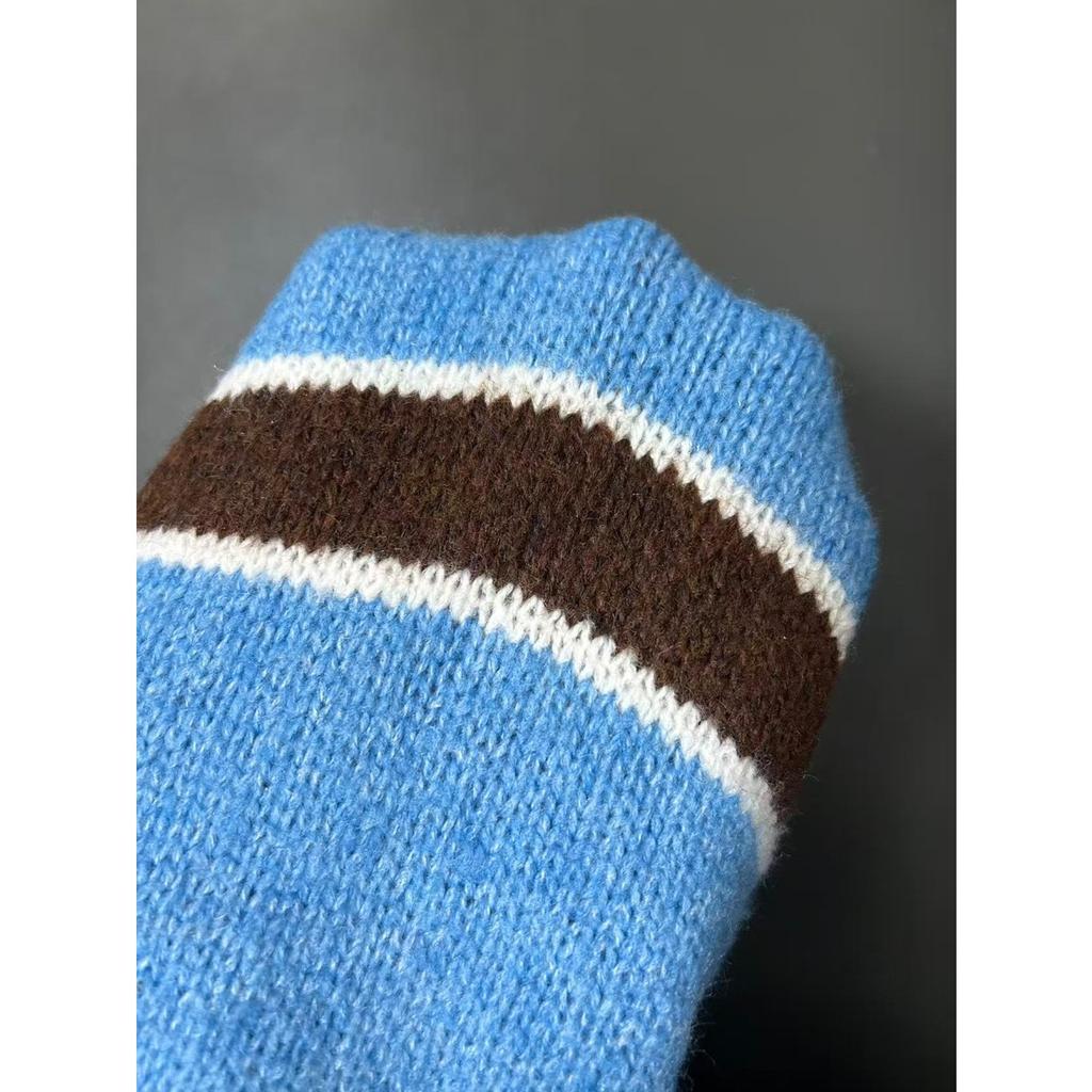 Maglione in Maglia da Donna Invernale Stile Giapponese Retro a Strisce con Mezza Abbottonatura e Colletto Polo, Stile Lento Pigro, Design di Nicchia
