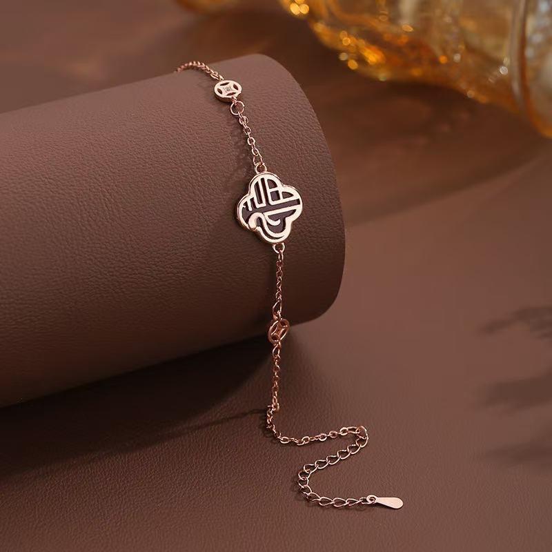 Lucky Fu Snake Four Leaf Clover Bracelet Women's Light Luxury High-end Sense Fu Character National Style Imitation Agate Snake Hand Jewelry