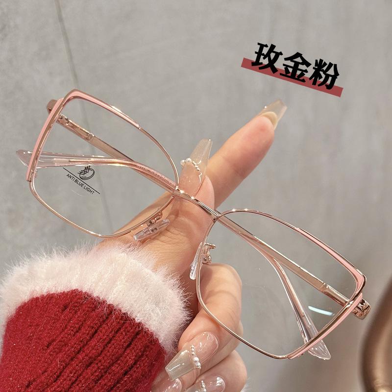 

European American Style Woman Glasses Frames Cat Eye Shape Anti Blue Light Eyeglass Frames New Stylish Glass Frame For Women