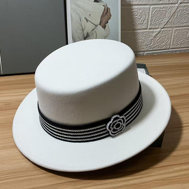 Striped Rhinestone Chain Imitation Wool Flat Top Hat Women's Winter Light Luxury Elegant Retro Top Hat Retro Versatile Temperament Felt